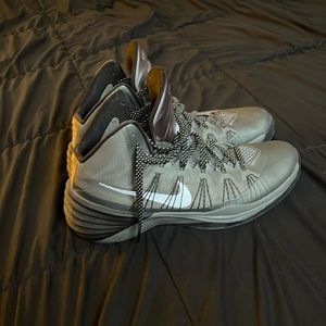 Nike hyperdunk basketball sneakers